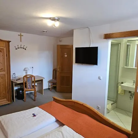 Land-gut-hotel Waldschaenke 2*